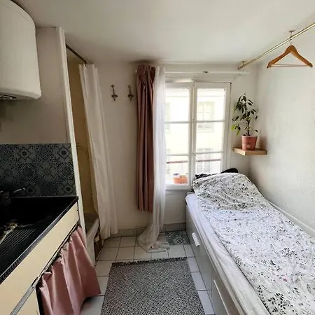 Cute Marais Private For 2